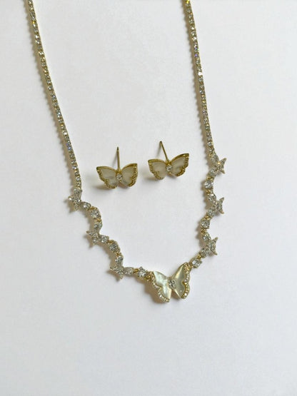 WHITE DIAMOND BUTTERFLY CORBINS NECKLACE SET