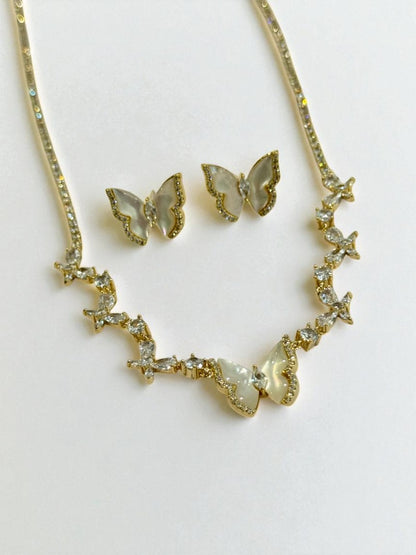 WHITE DIAMOND BUTTERFLY CORBINS NECKLACE SET