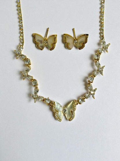 WHITE DIAMOND BUTTERFLY CORBINS NECKLACE SET