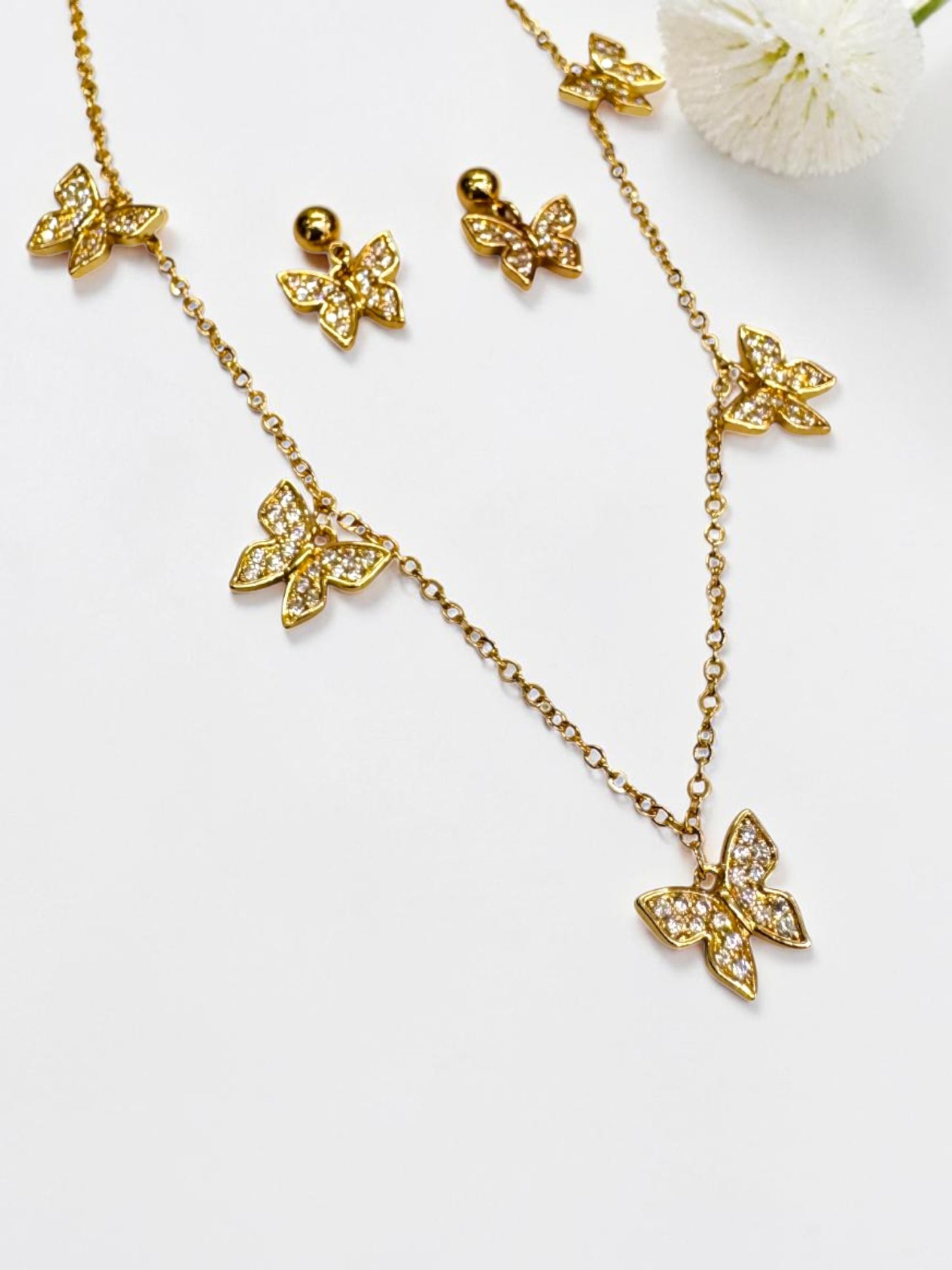 GOLDEN DIAMOND BUTTERFLY EDEN NECKLACE SET