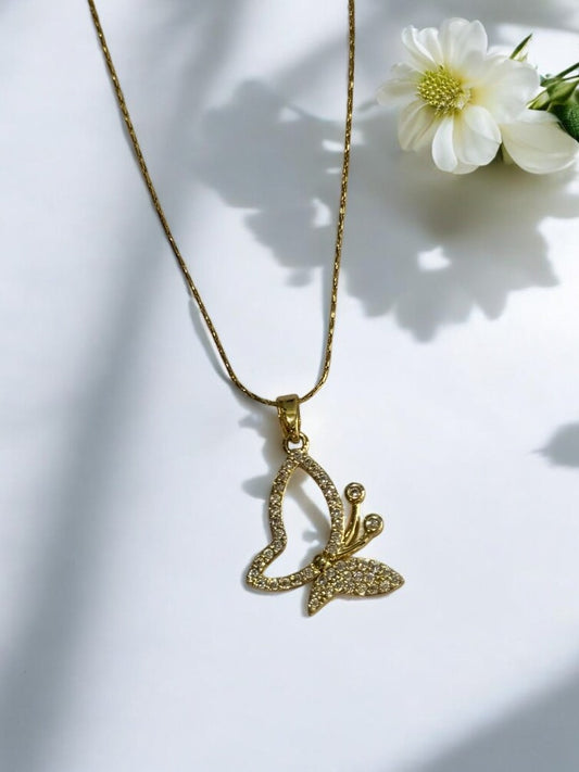 GOLDEN DIAMOND BUTTERFLY SERGIO NECKLACE