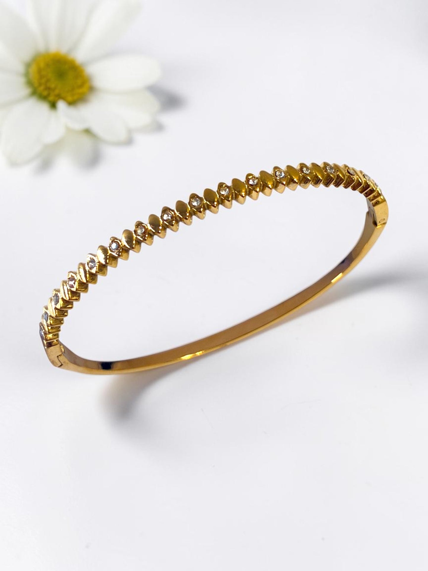 GOLDEN DIAMOND CELINE BRACELET