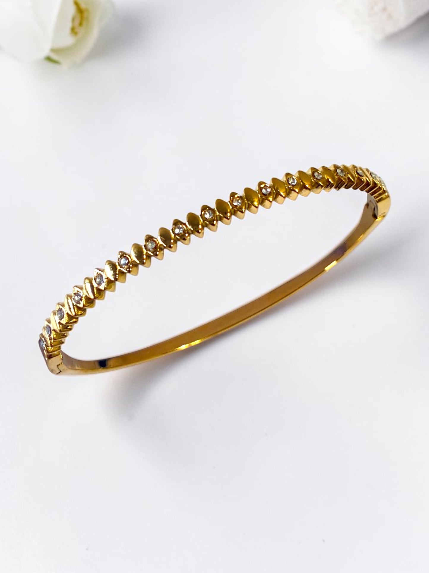 GOLDEN DIAMOND CELINE BRACELET