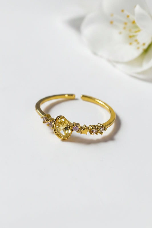 GOLDEN DIAMOND CHARMI RING