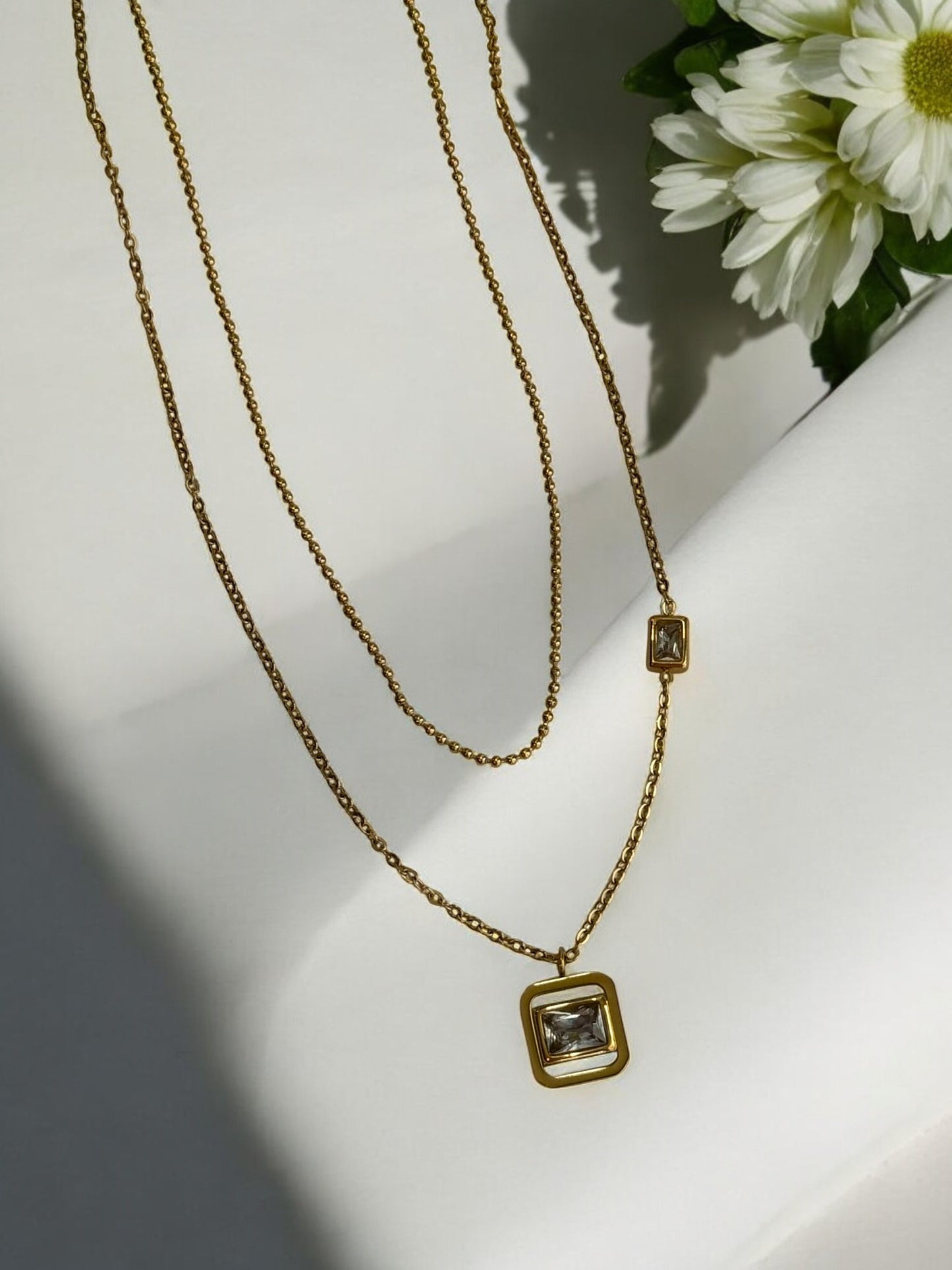 GOLDEN DIAMOND CHOSEN NECKLACE