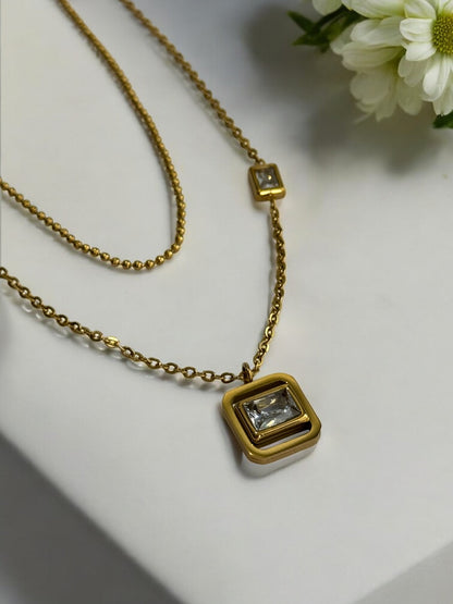 GOLDEN DIAMOND CHOSEN NECKLACE