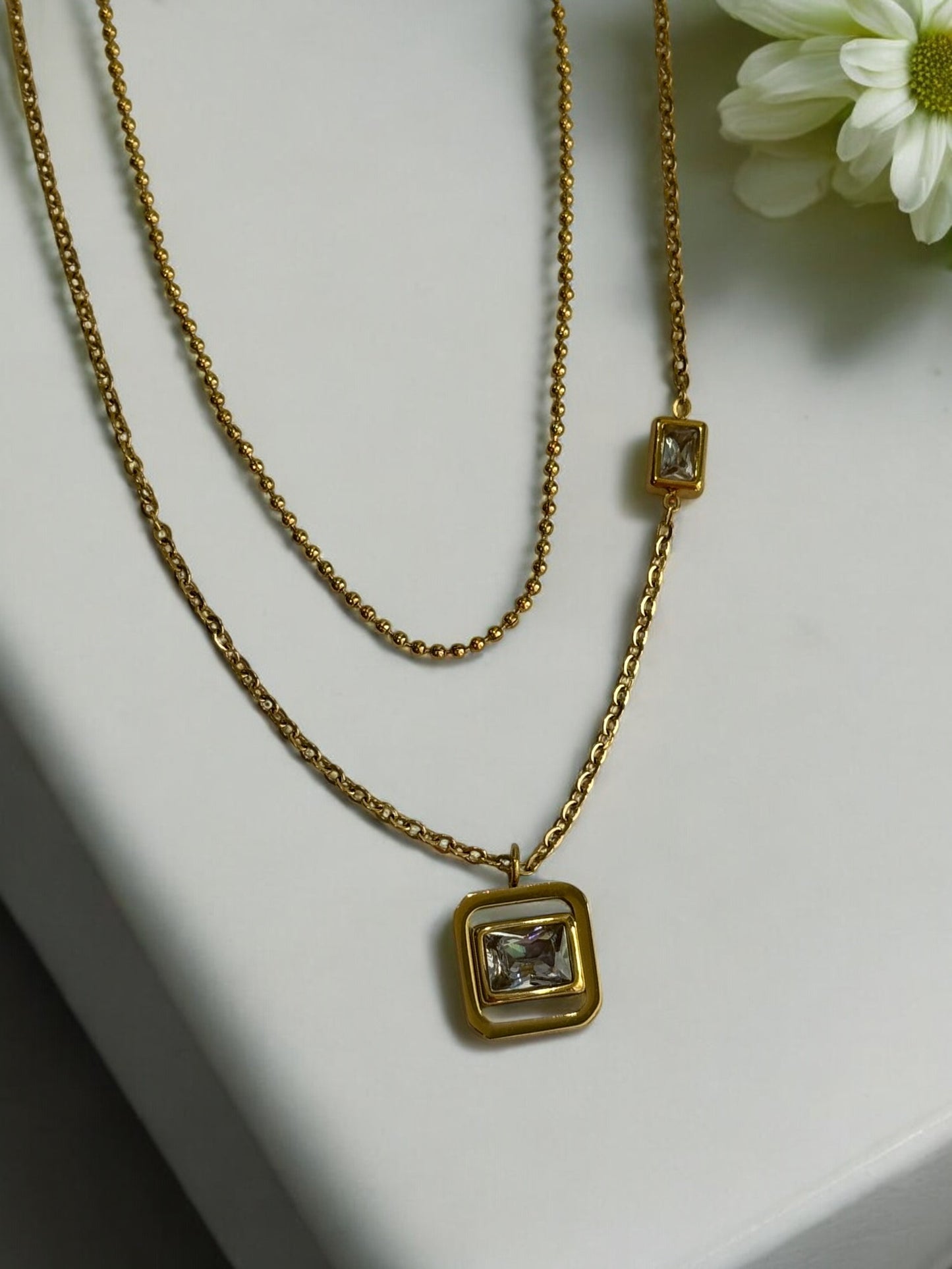 GOLDEN DIAMOND CHOSEN NECKLACE