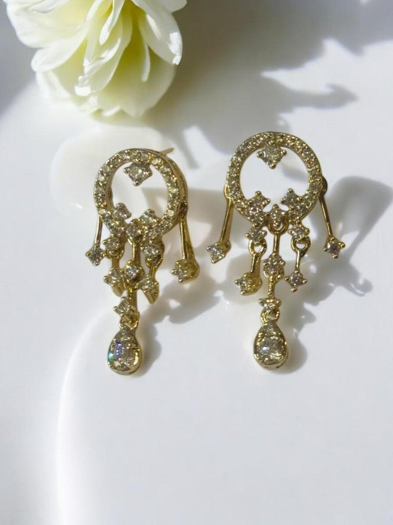 GOLDEN DIAMOND DAISY EARRINGS