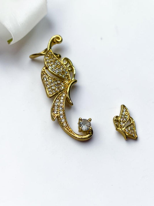 GOLDEN DIAMOND DARCE EAR CUFF