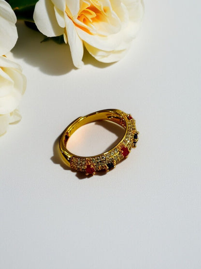 GOLDEN DIAMOND DARIEL RING