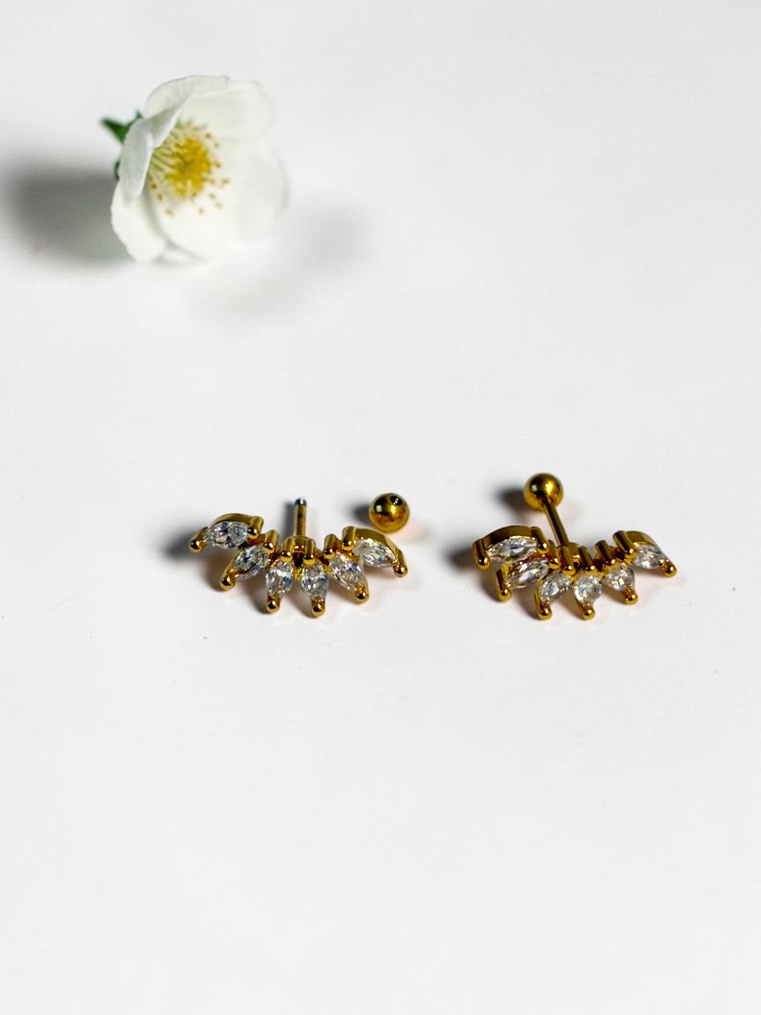 GOLDEN DIAMOND DEVIE EARRINGS