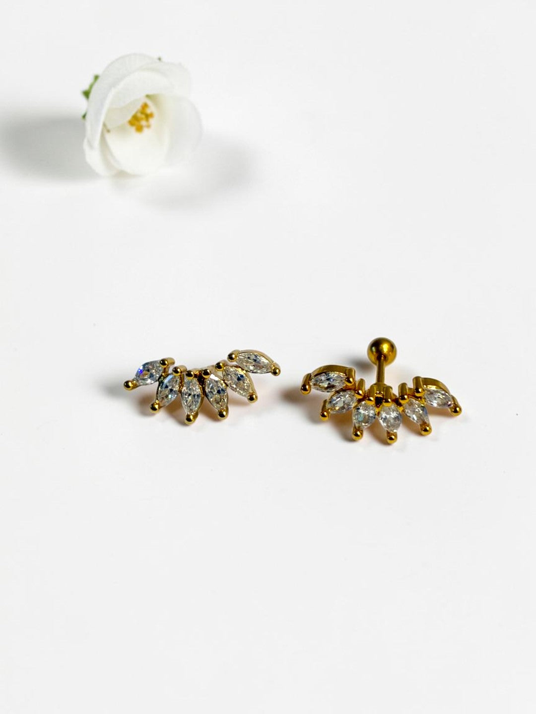 GOLDEN DIAMOND DEVIE EARRINGS