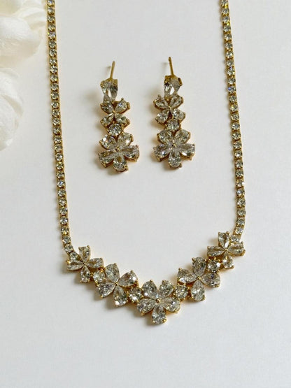 GOLDEN DIAMOND DEVIN NECKLACE SET