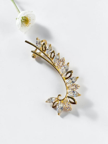 GOLDEN DIAMOND DHARINI EAR CUFF