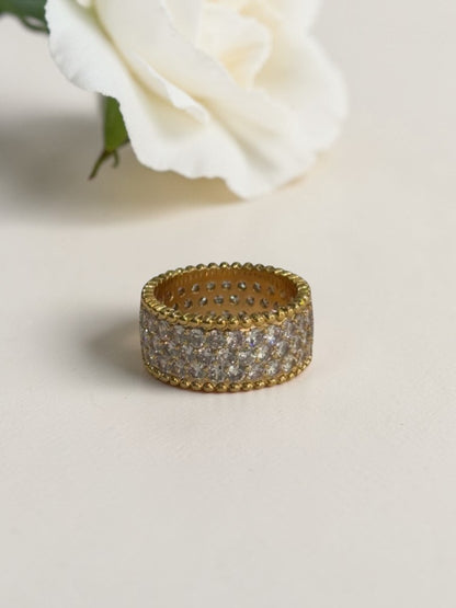 GOLDEN DIAMOND ELLA RING