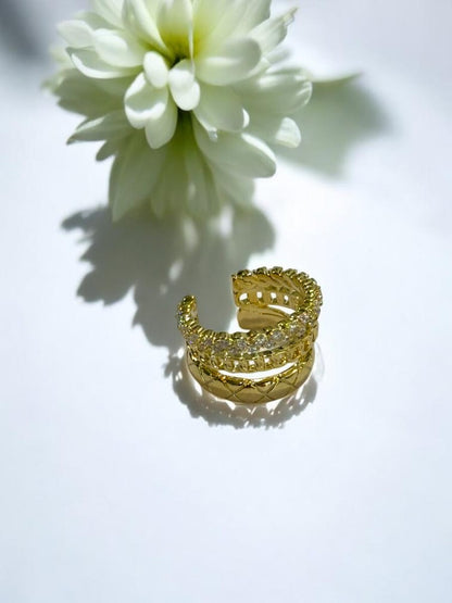 GOLDEN DIAMOND ELVIS EAR CUFF