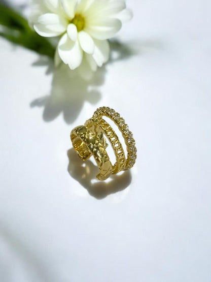 GOLDEN DIAMOND ELVIS EAR CUFF