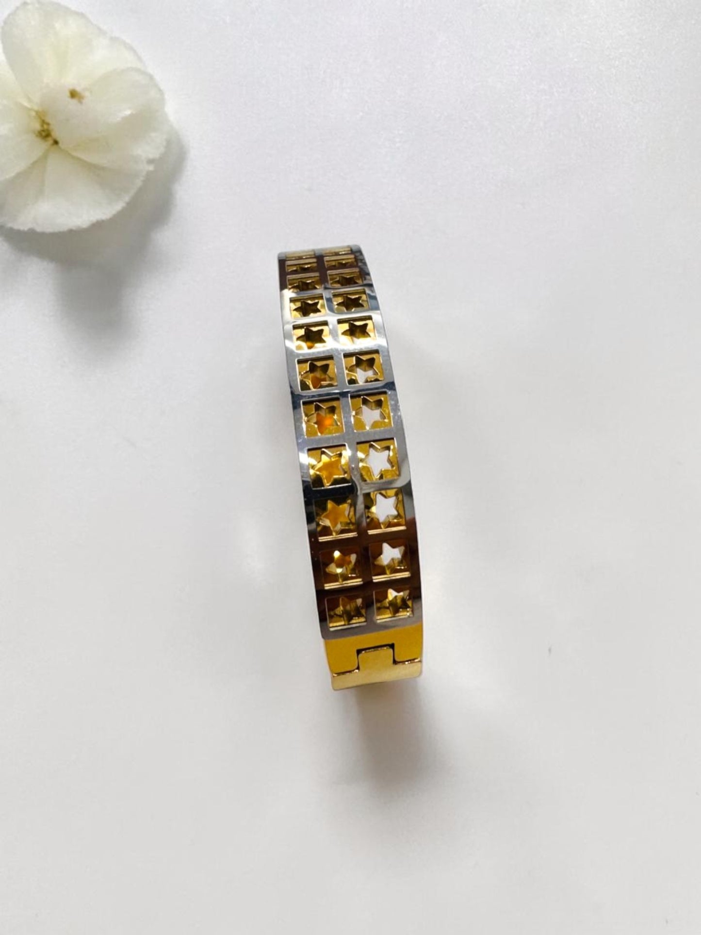 DUAL TONE STAR EMERY BRACELET