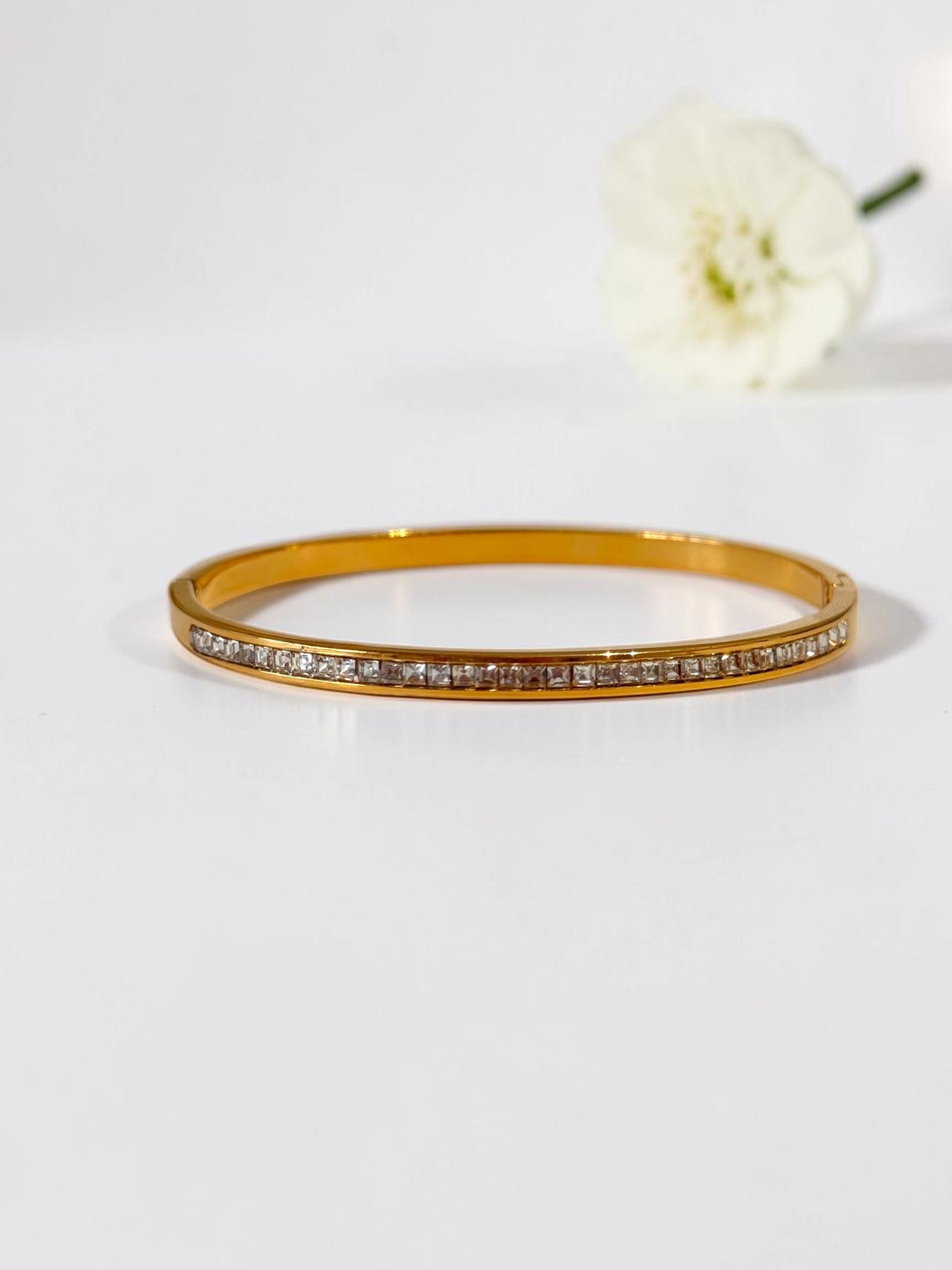 GOLDEN DIAMOND EVANKA BRACELET