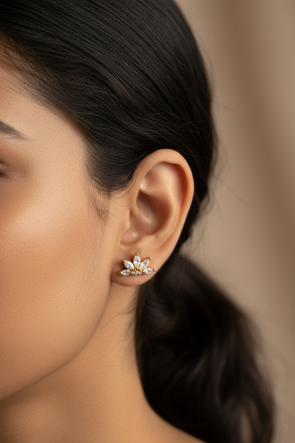 GOLDEN DIAMOND FLORAL NINIE EARRINGS