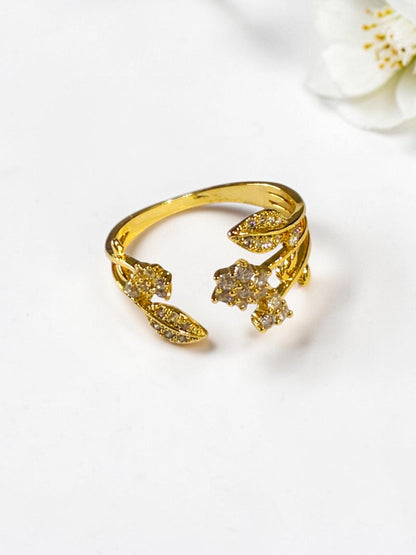 GOLDEN DIAMOND FLORAL SAGE RING