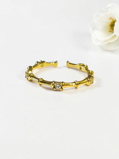 GOLDEN DIAMOND GACEY RING