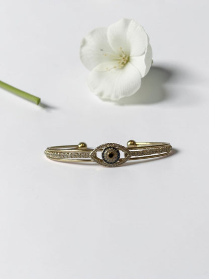 GOLDEN DIAMOND GEBRELLA BRACELET (CUFF)