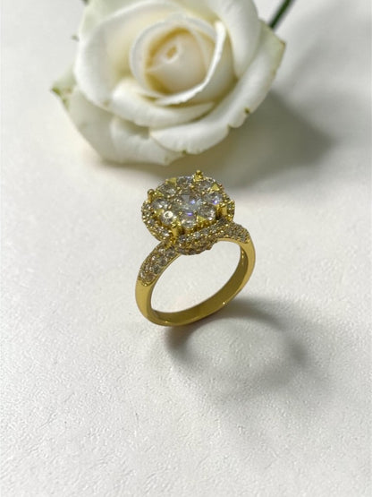 GOLDEN DIAMOND GRACE RING