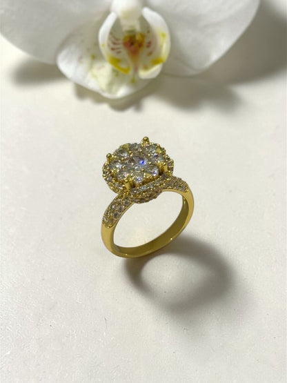 GOLDEN DIAMOND GRACE RING