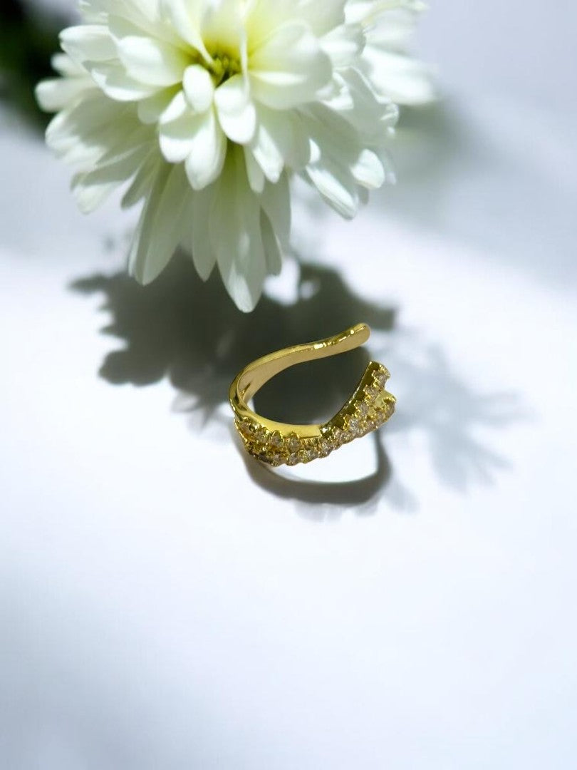 GOLDEN DIAMOND GREHAMIE EAR CUFF