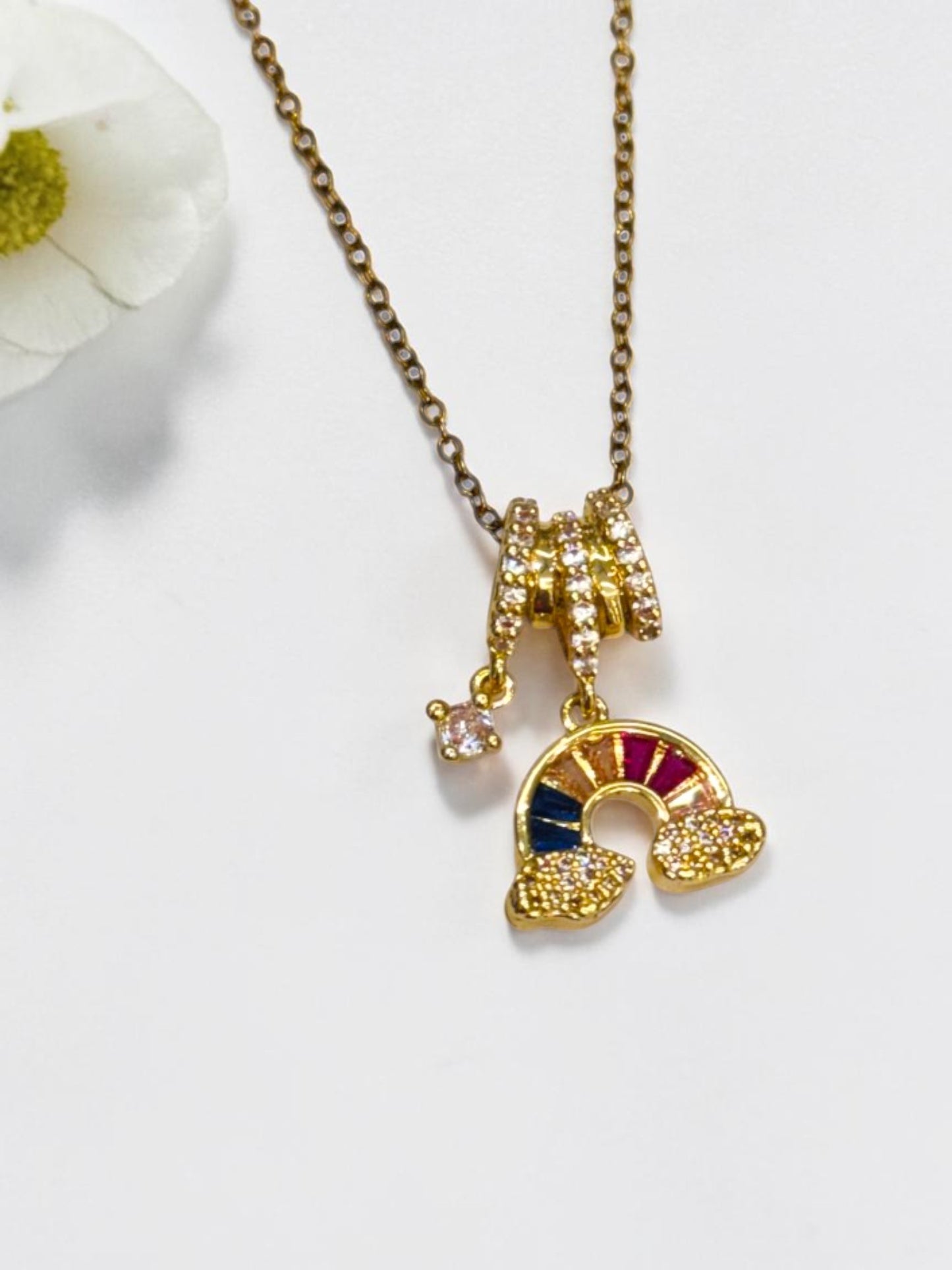 GOLDEN DIAMOND HAILEY NECKLACE