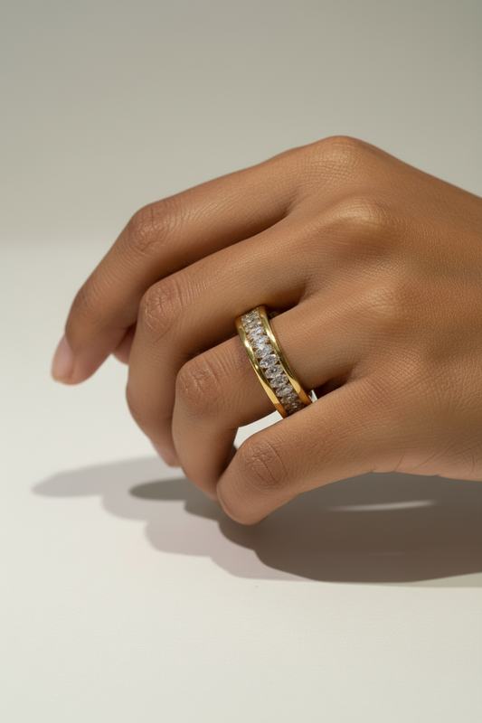 GOLDEN DIAMOND HARPER RING