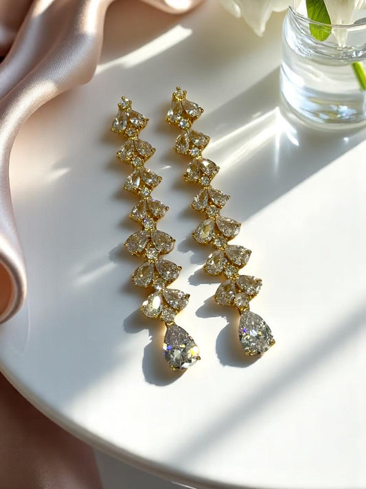 GOLDEN DIAMOND HIYANSHI EARRINGS