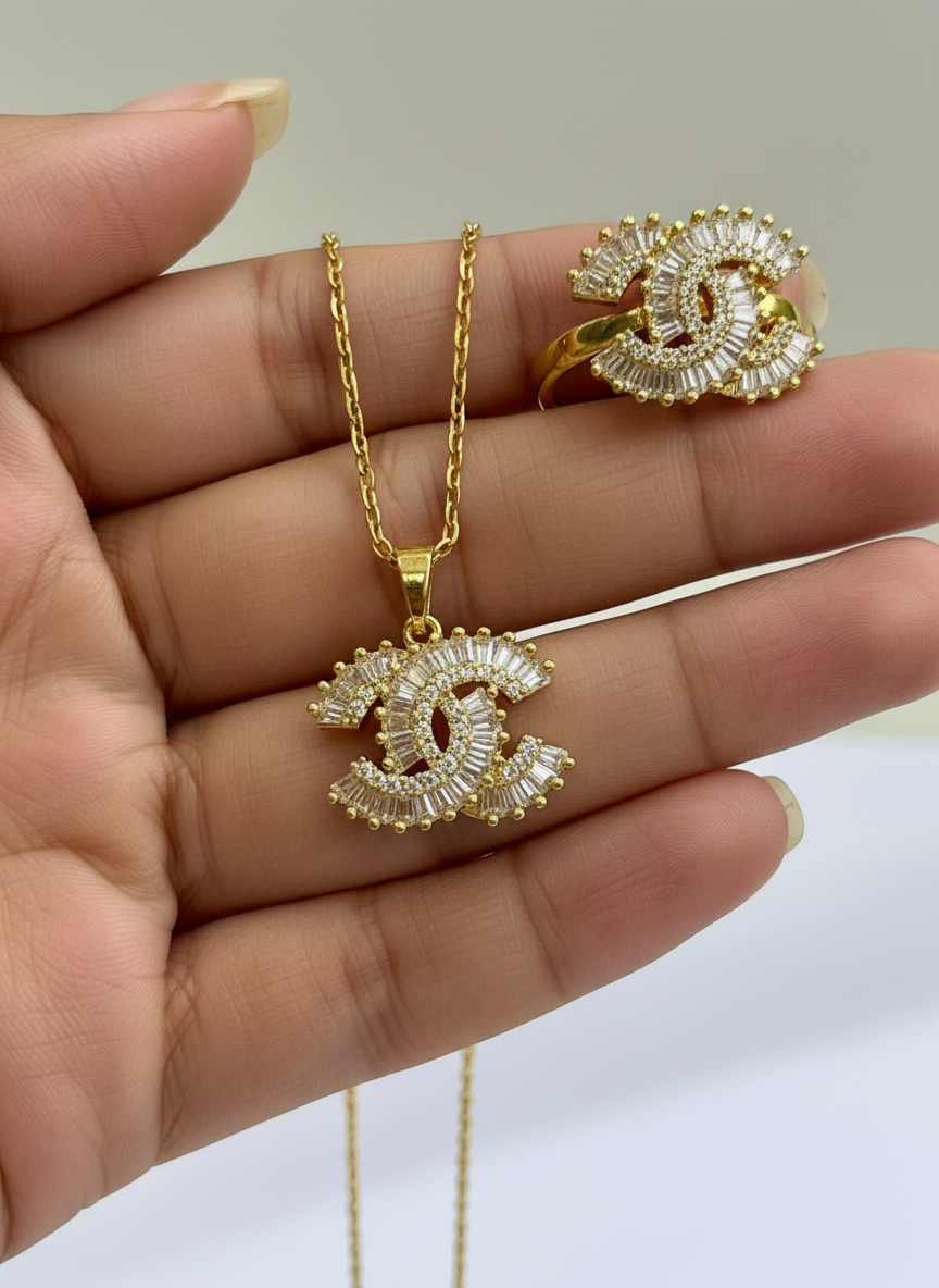 GOLDEN DIAMOND HUXLEY NECKLACE AND RING (COMBO)