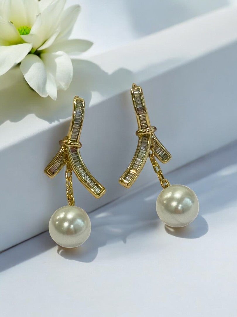 GOLDEN DIAMOND IDRIS EARRINGS