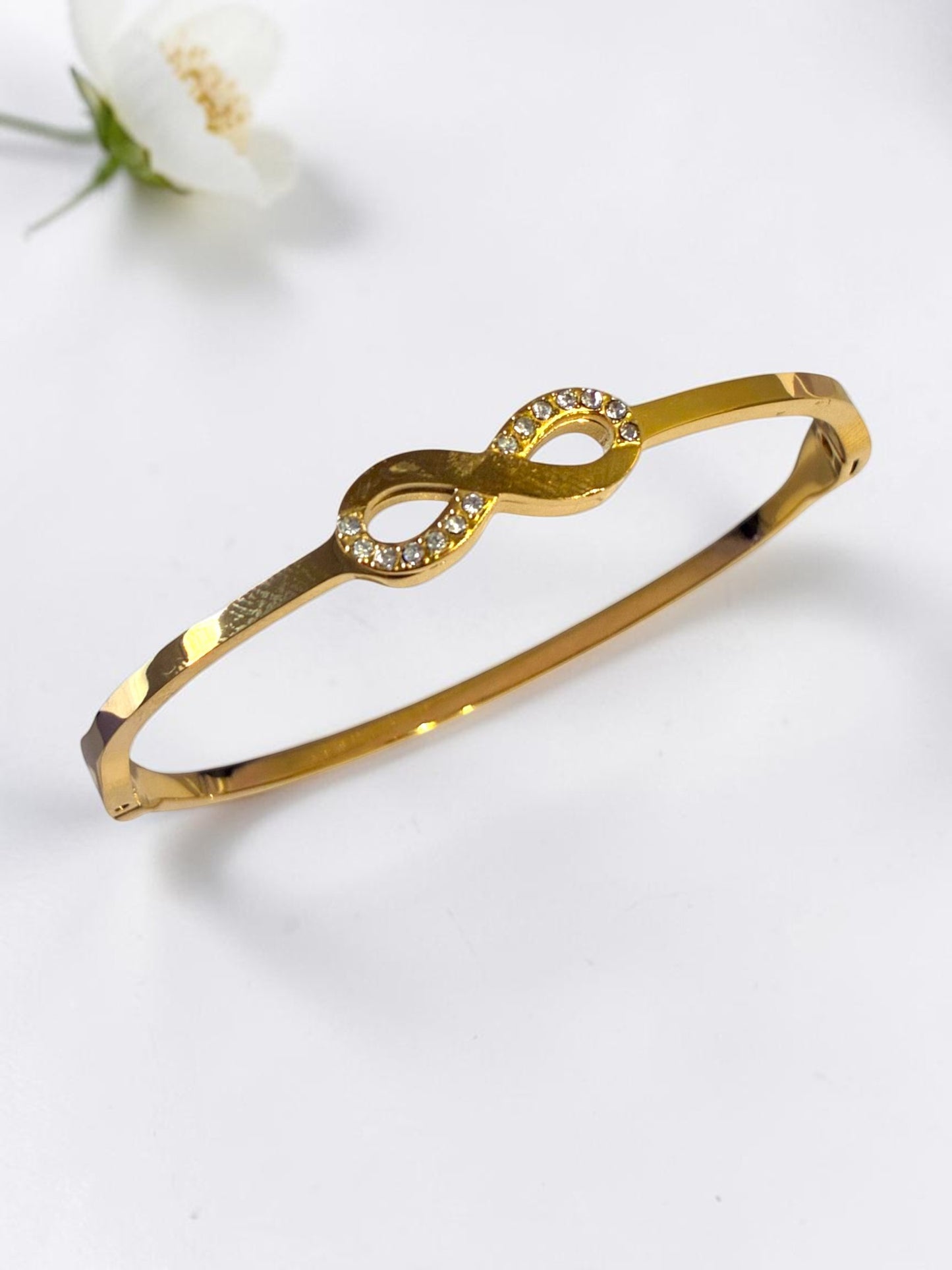 GOLDEN DIAMOND INFINITY LENNON BRACELET