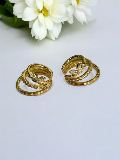 GOLDEN DIAMOND JAXIEM EAR CUFF