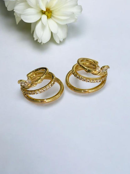 GOLDEN DIAMOND JAXIEM EAR CUFF