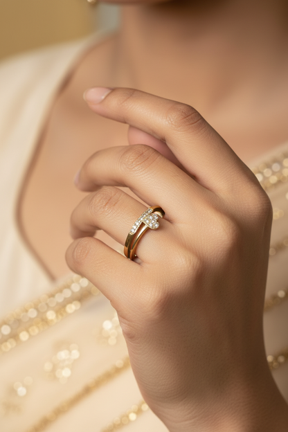 GOLDEN DIAMOND JULIANA RING