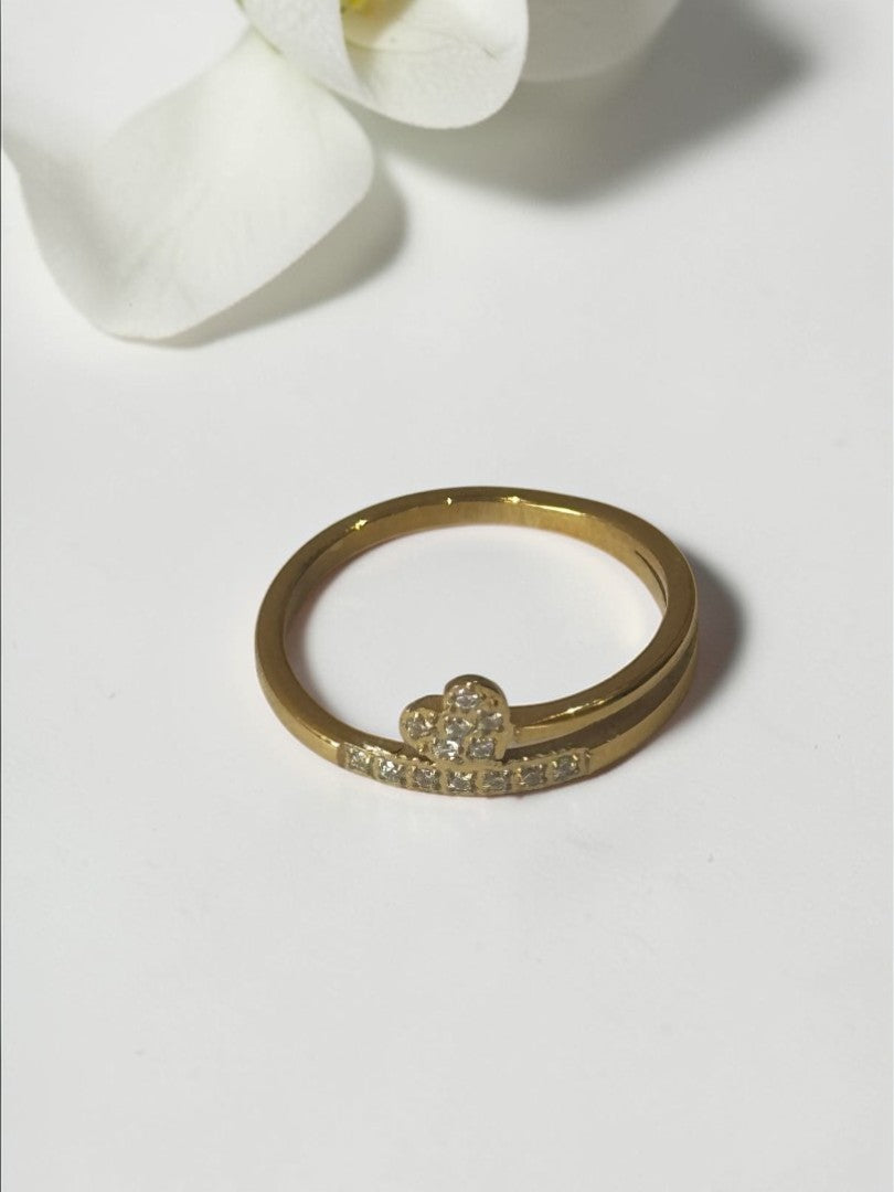 GOLDEN DIAMOND JULIANA RING