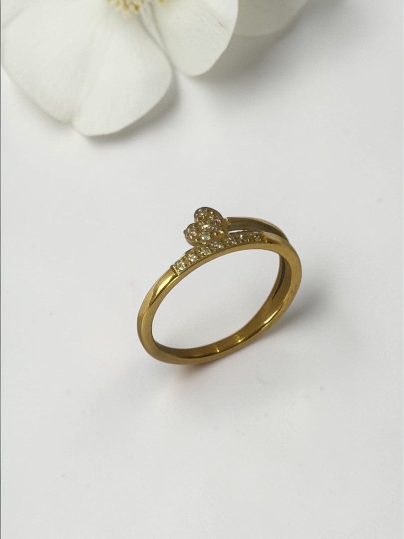 GOLDEN DIAMOND JULIANA RING