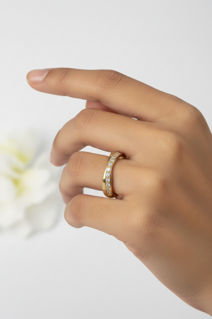 GOLDEN DIAMOND JUSTINE RING