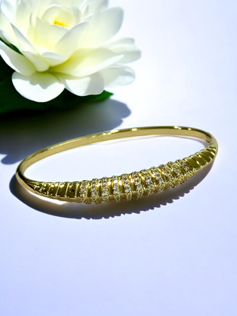 GOLDEN DIAMOND KANNEY BRACELET