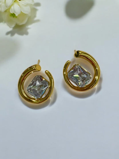 GOLDEN DIAMOND KASHTON EARRINGS
