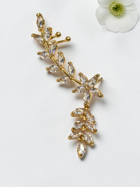 GOLDEN DIAMOND KENDALL EAR CUFF