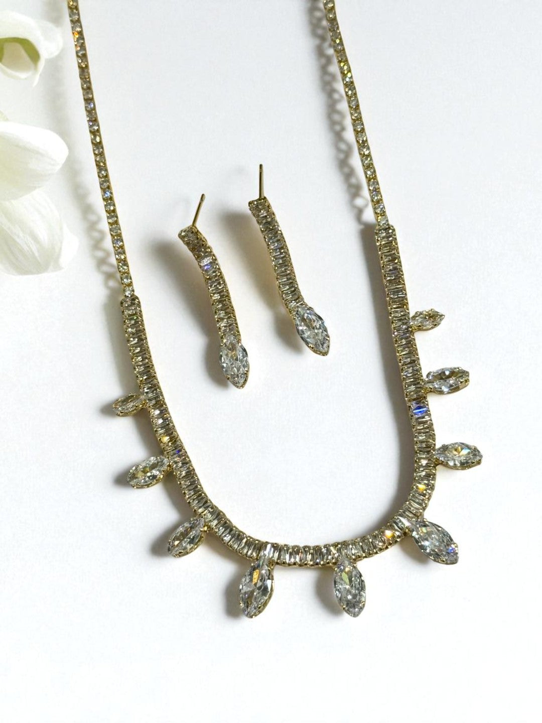 GOLDEN DIAMOND KRIMONA NECKLACE SET
