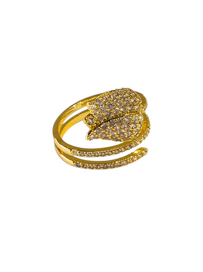 GOLDEN DIAMOND KRINA RING