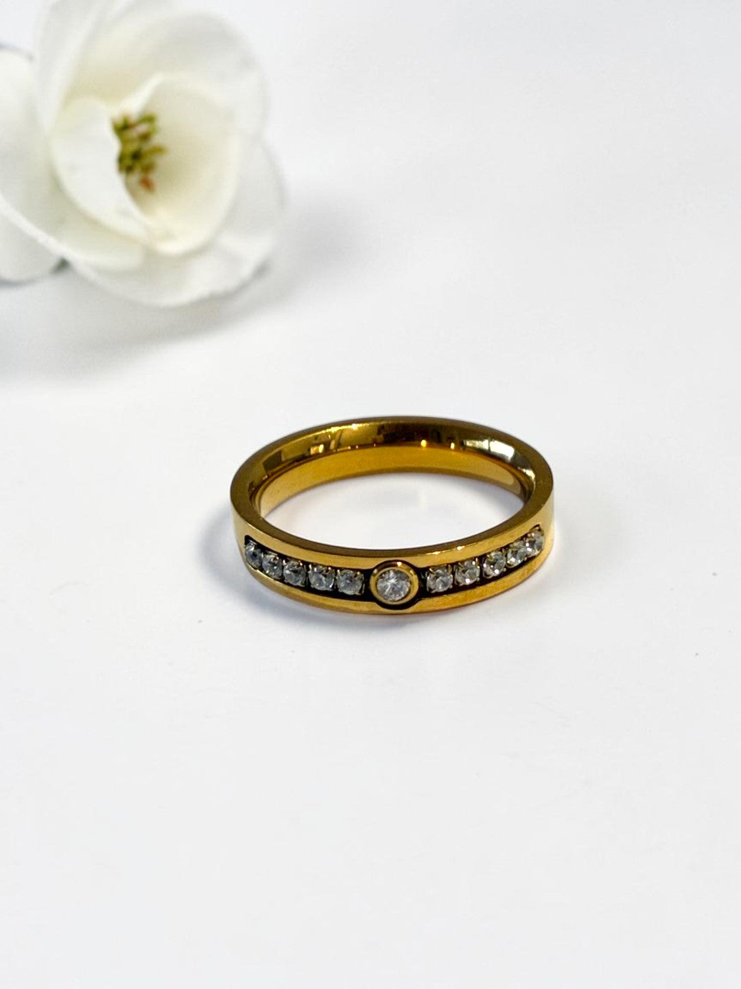 GOLDEN DIAMOND KRUPAL RING