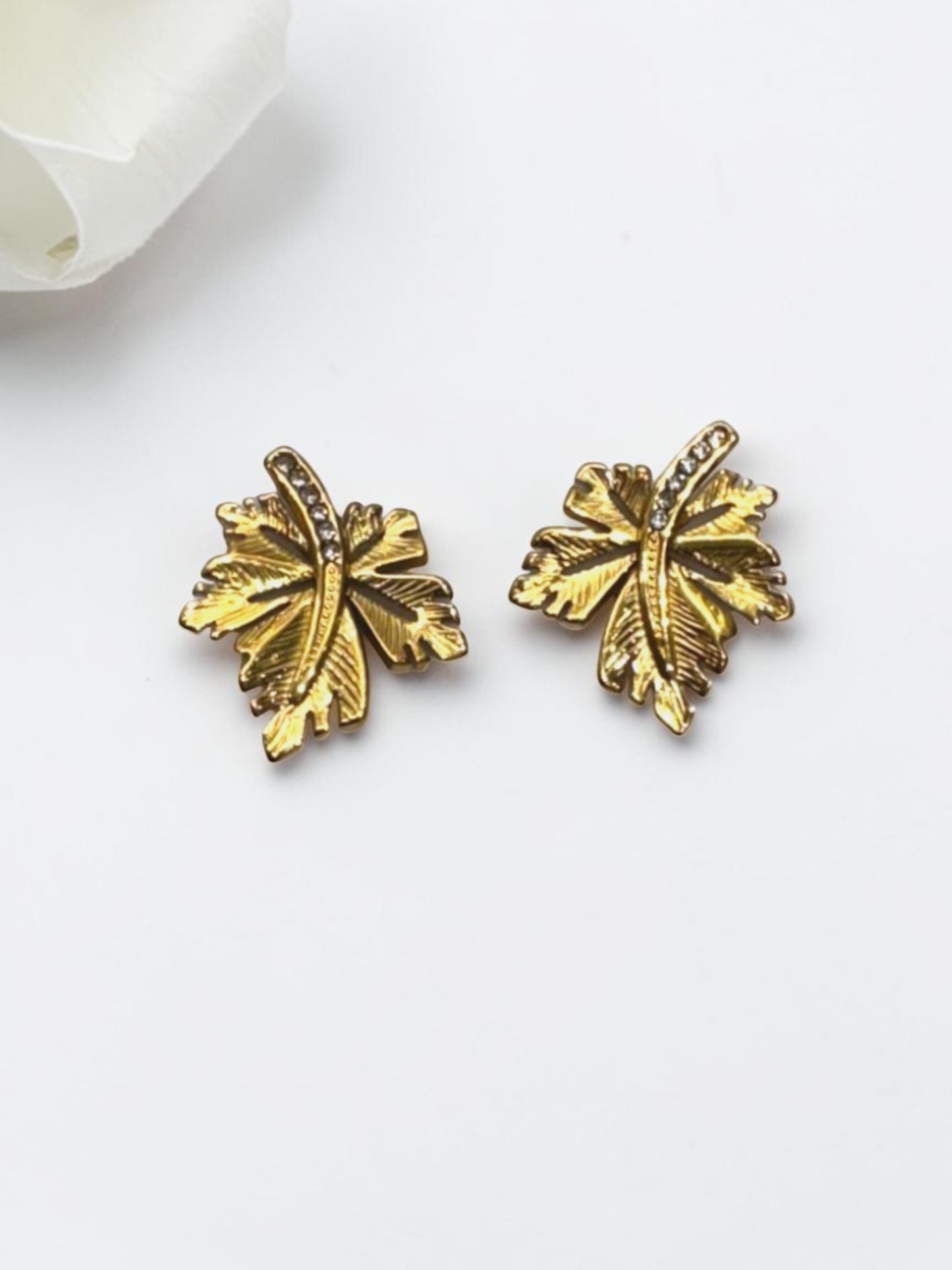 GOLDEN DIAMOND LEAF GRAHAM EARRINGS