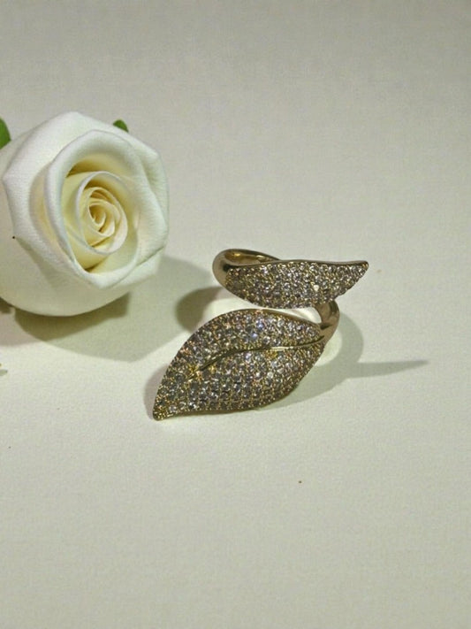 GOLDEN DIAMOND LEAF JAMEY RING